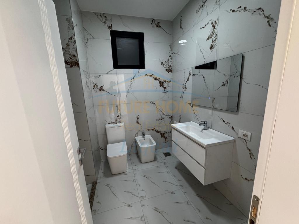 SHITET APARTAMENT 2+1 TEK LIQENI I THATE
