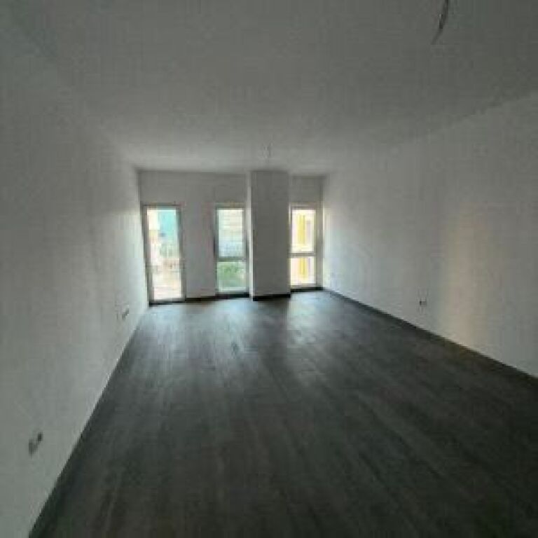 🏢 Appartamento 1+1 in Affitto📍 Via Hysni Gerbolli, parallela a Ring Center
