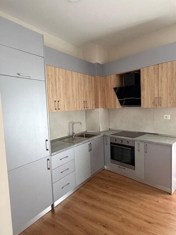 Jepet me Qera Apartament 1+1 ne Ali Demi , tek Kaimi