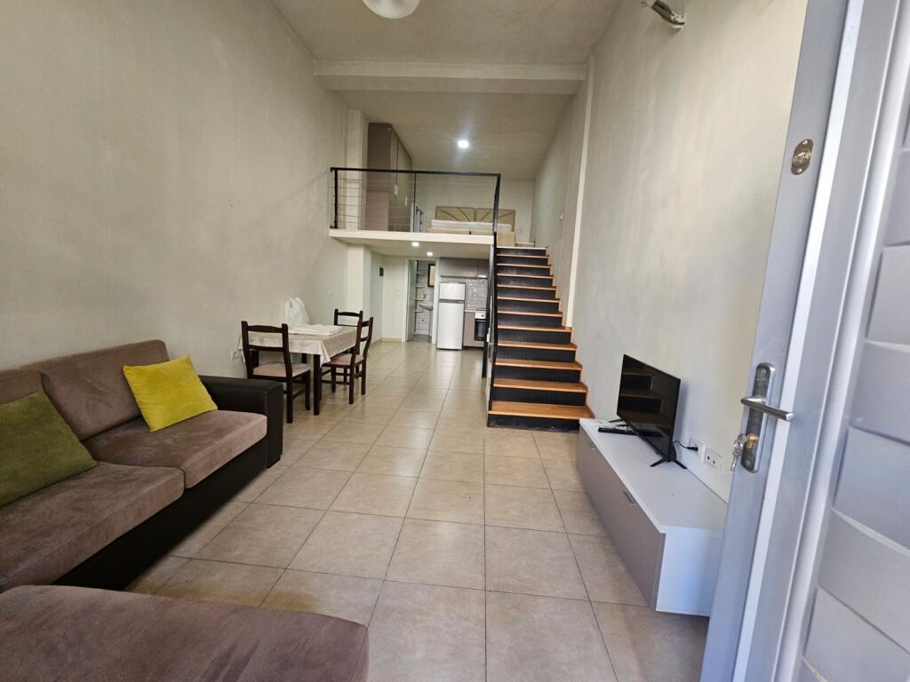 Jepet me qira apartament 1+1