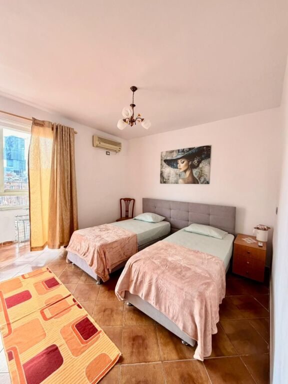 Apartament 2+1 me qira – Rruga e Durrësit !