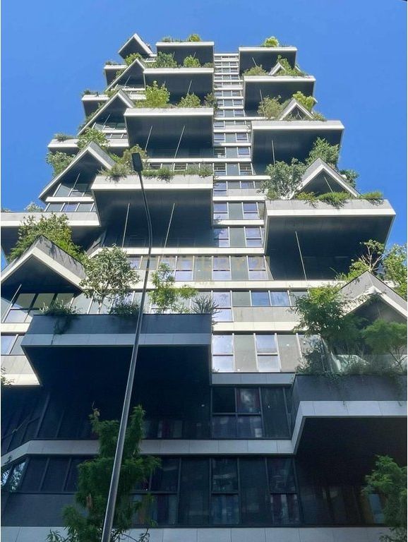 Spazio Premium nel Vertical Forest Tirana – 169.31m² | Piano 1 | Facciata con Visibilità