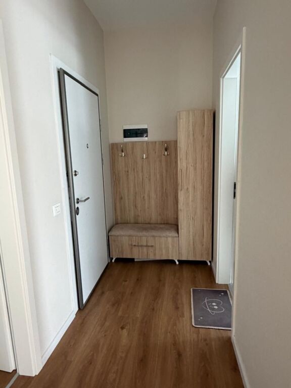 Jepet me Qera Apartament 1+1 ne Ali Demi , tek Kaimi