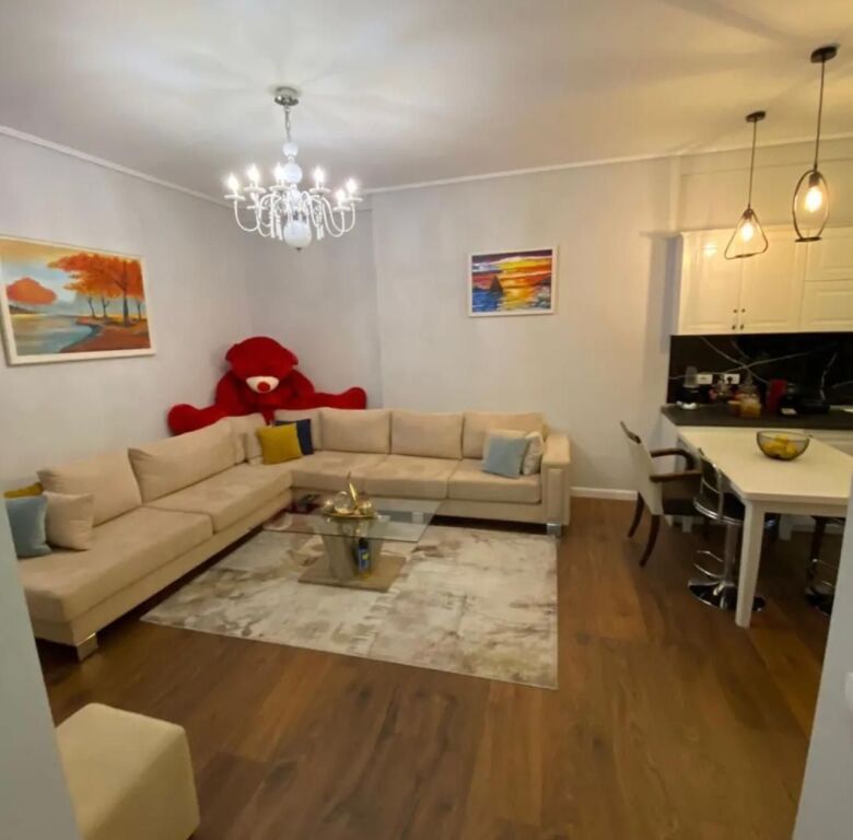 For sale 2+1+1 near Kodra e Diellit 195,000€