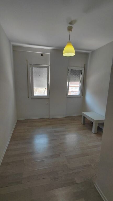 Jepet me qera apartament 2+1i mobiluar tel Kodra e Diellit