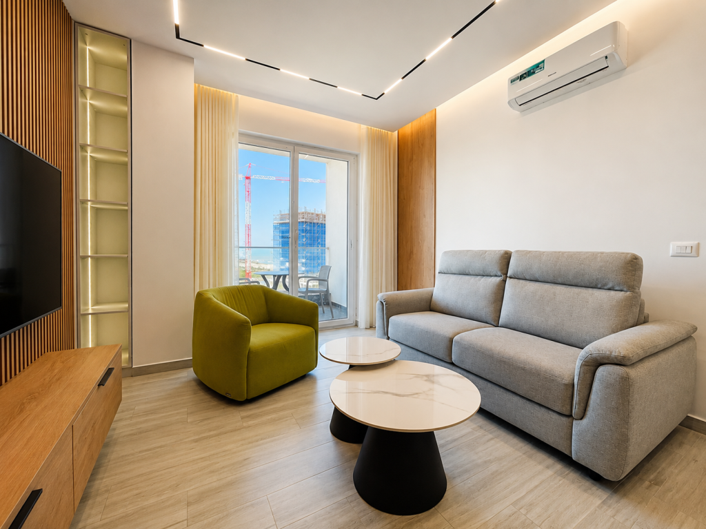 Shitet Apartament 1+1 i Mobiluar me Pamje Deti në Qerret, Kavajë