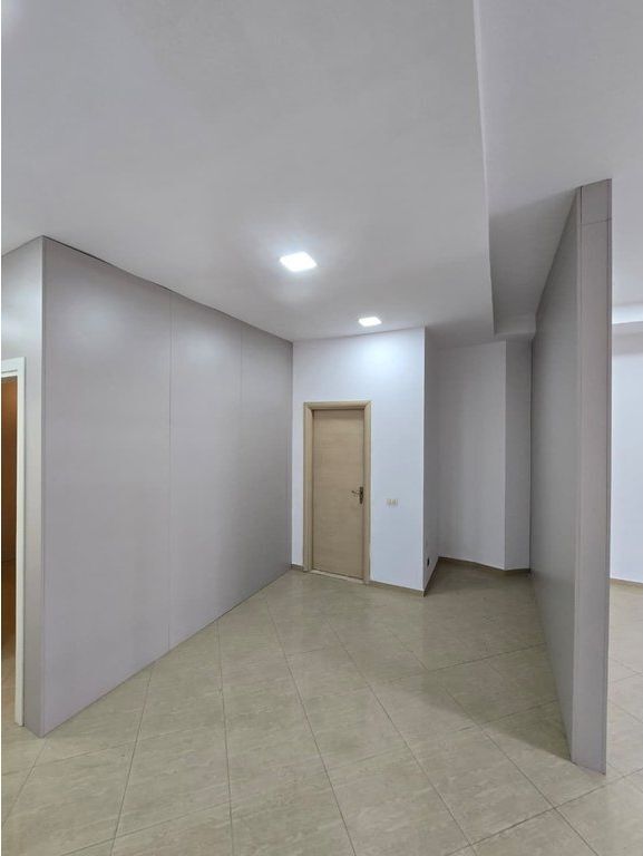 Unità in vendita presso Pallati me Shigjeta
