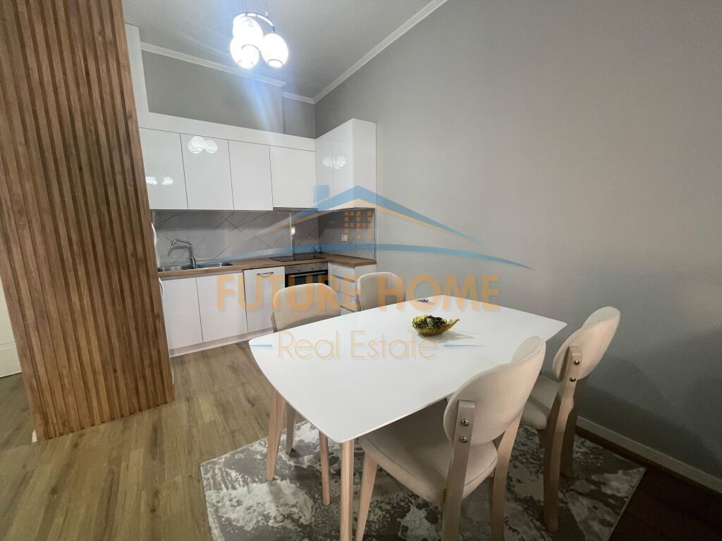 Affitto, Appartamento 1+1+Posto Auto, Complesso Delijorgji, Tirana