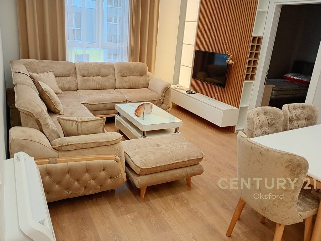 Apartament 3+2+1 për Shitje në Univers City – Kati i 6-të 191,400 €