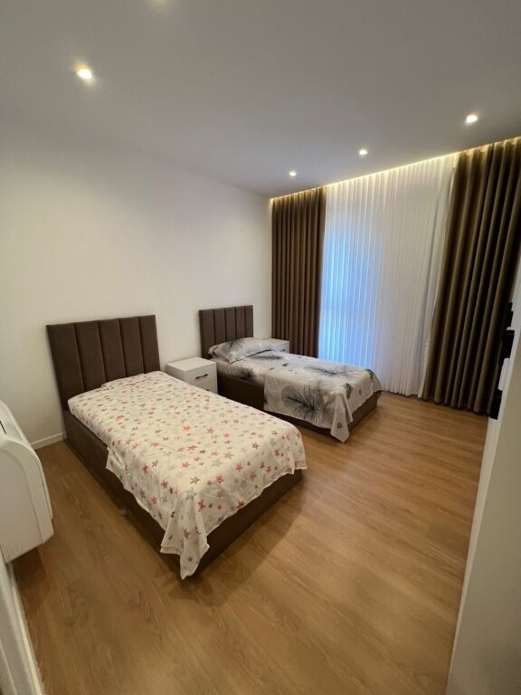APARTAMENT ME QERA 2+1