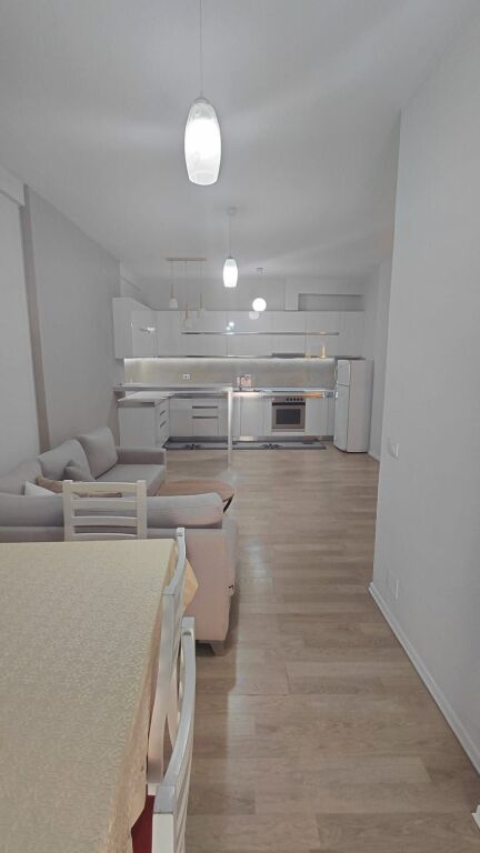 Jepet me qera apartament 2+1i mobiluar tel Kodra e Diellit