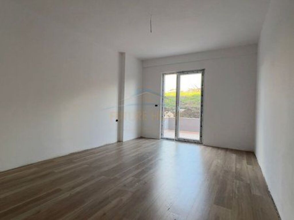 Appartamento 2+1+2+Veranda in Vendita, Paskuqan