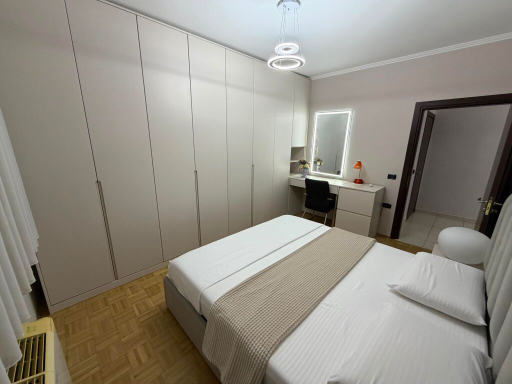 Jepet me qera apartament 2+1 📍 Sheshi Willson