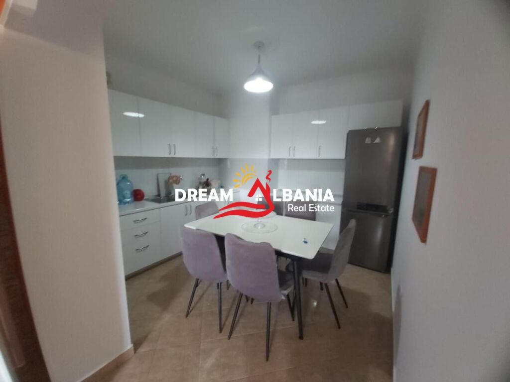 Jepet me qera apartament 2+1 te Kompleksi Grand ne Qytet Studenti, Tirane (ID 42215563).