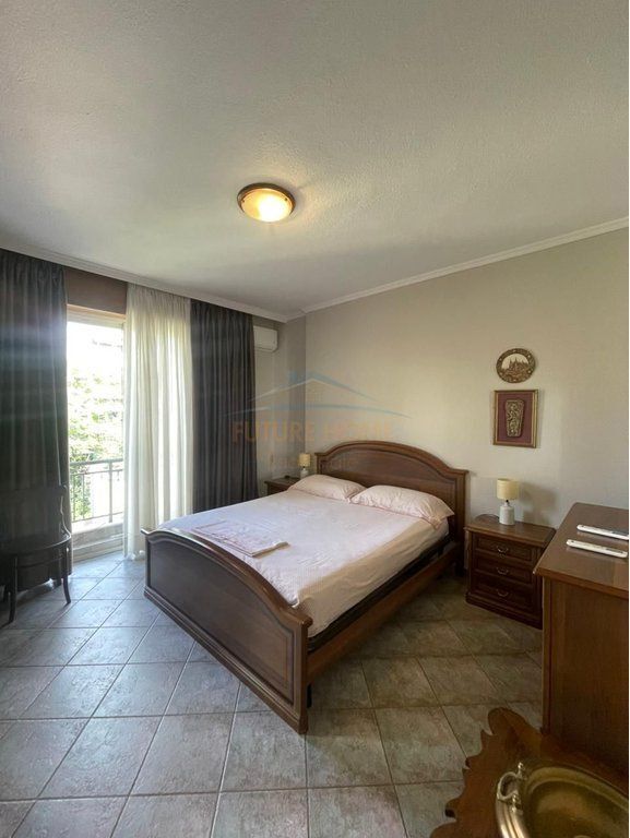 Qera, Apartament 2+1, Myslym Shyri, Tiranë