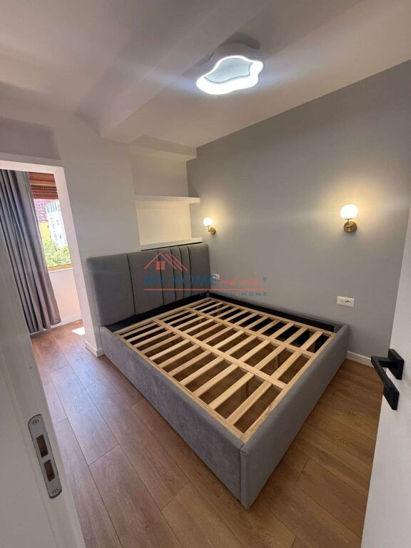 Shiten 3 apartamente 1+1 tek Mozaiku ne Tirane