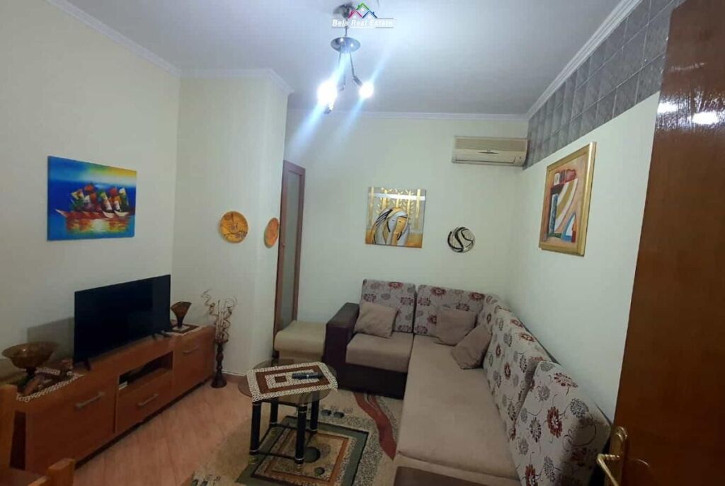 Apartament Me Qera 1+1 Tek 5 Maji ( ID B2101725) Tirane