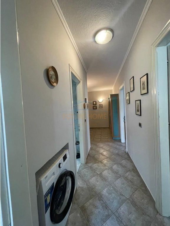 Qera, Apartament 2+1, Myslym Shyri, Tiranë
