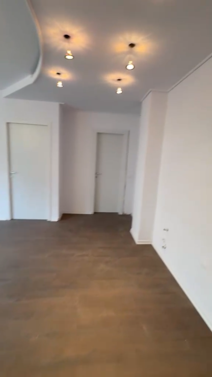 Apartament per shitje te Komuna e Parisit