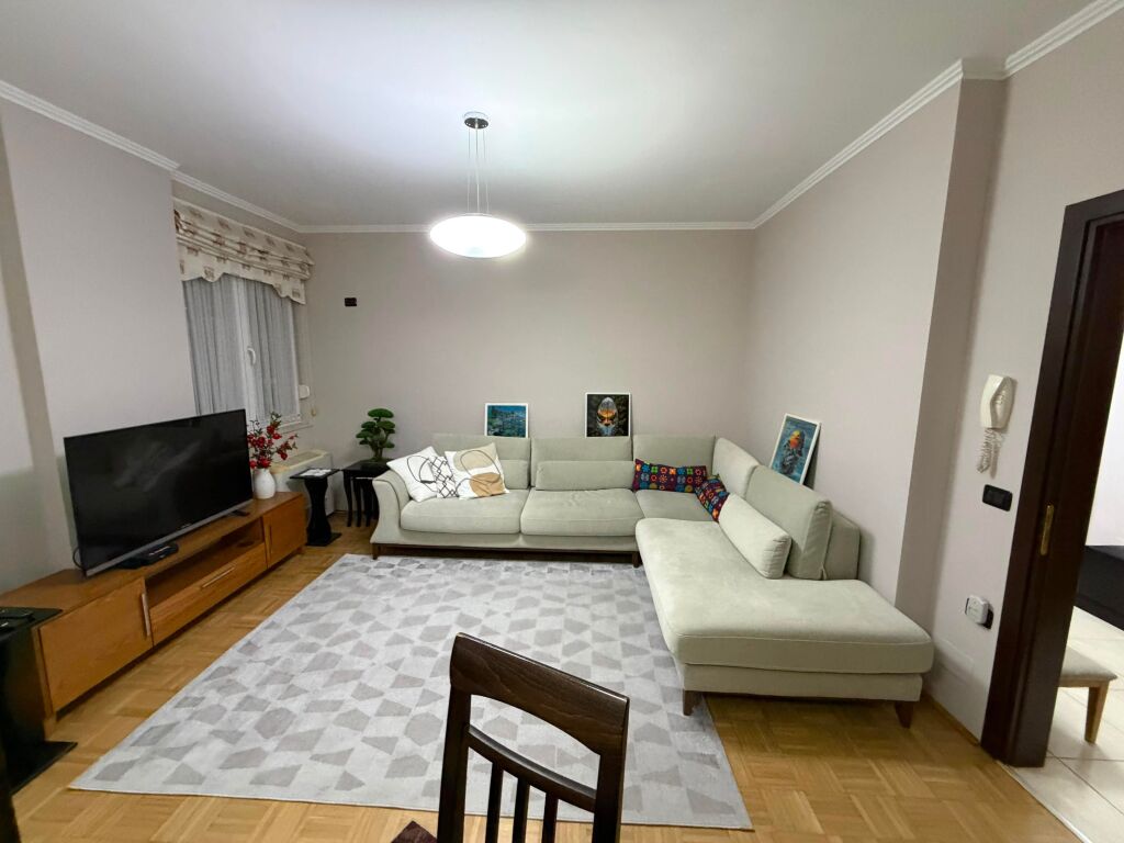 Jepet me qera apartament 2+1 📍 Sheshi Willson