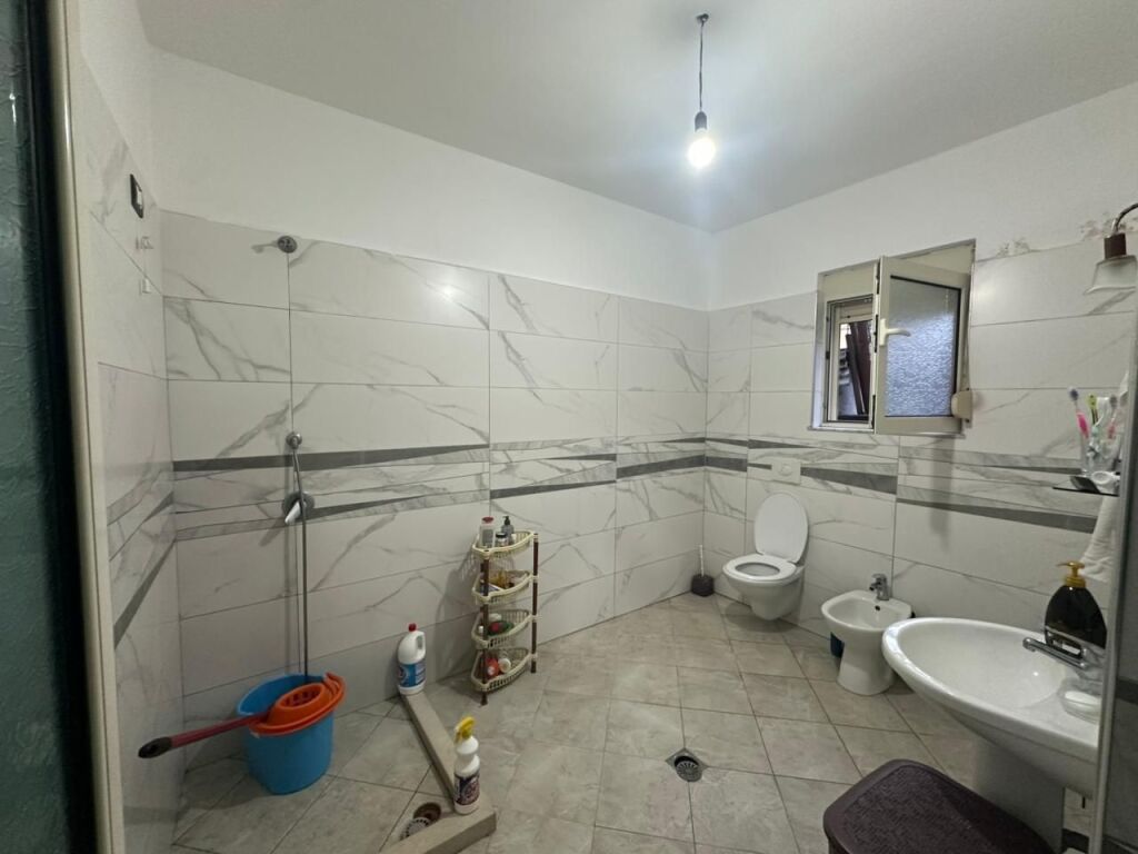 🏡 Casa Privata in Vendita 1-Piano | 4 Rrugët, Shijak