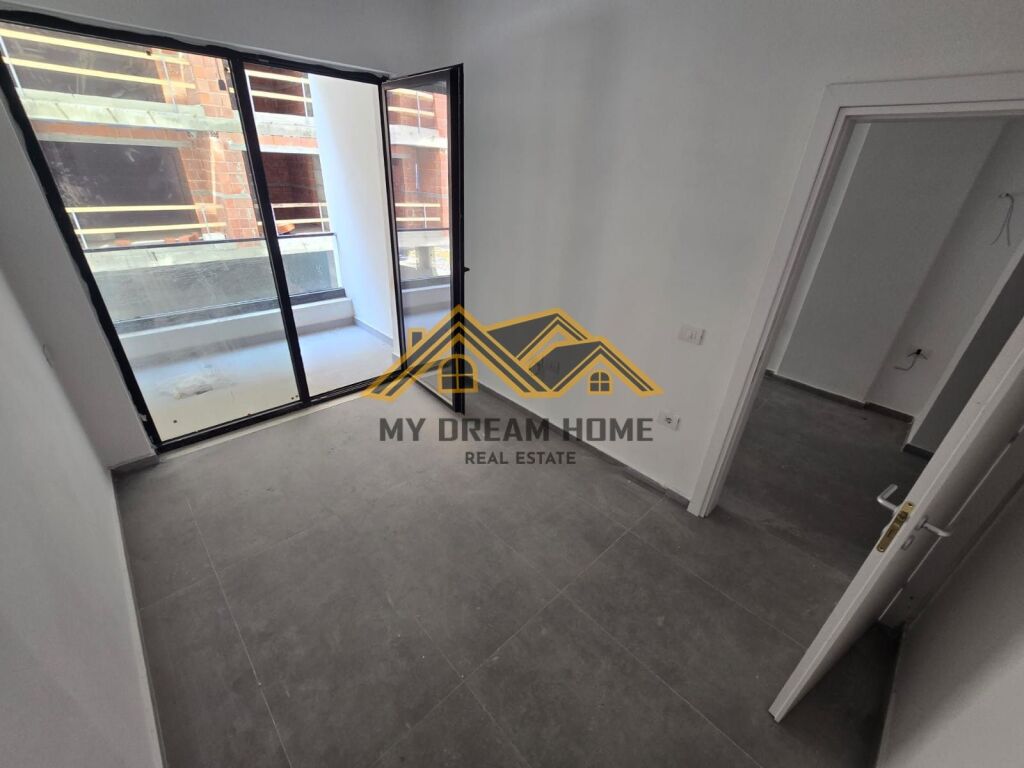 GOLEM, SELLING APARTMENT 1+1 AT LIBURNA RESIDENCE!