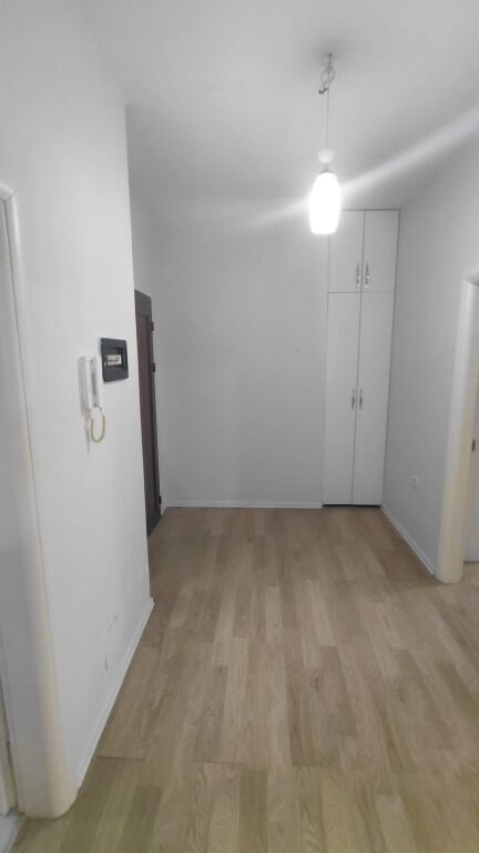 Jepet me qera apartament 2+1i mobiluar tel Kodra e Diellit