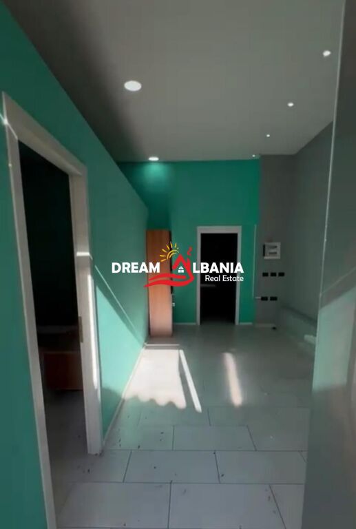 Shop for rent on Dibra Street near the American Hospital (ID 42711168)