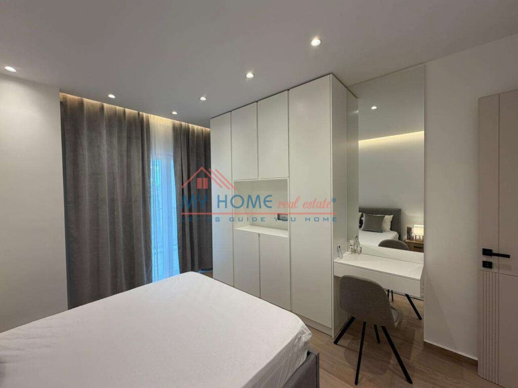Apartament 1+1 me Qira te Zogu i Zi ne Tirane