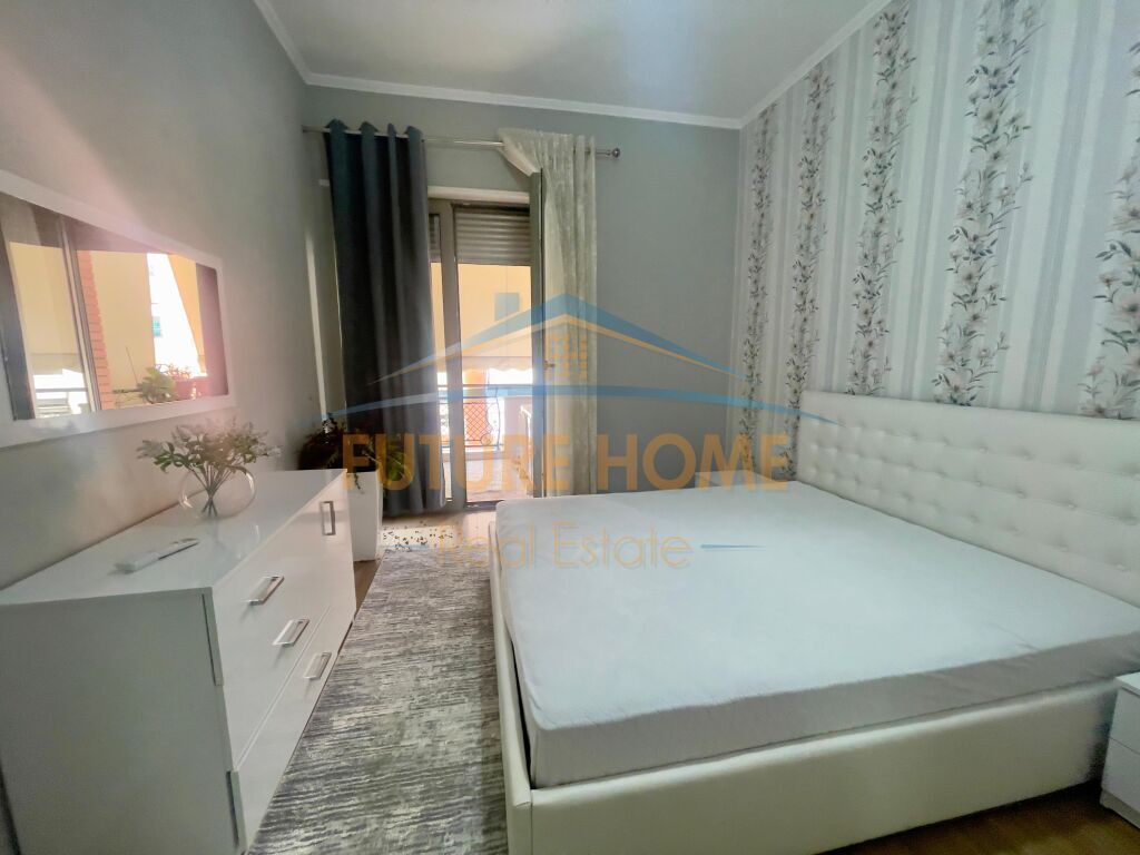 Affitto, Appartamento 1+1+Posto Auto, Complesso Delijorgji, Tirana