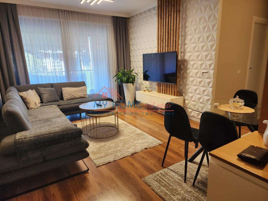 Appartamento 2+1 in affitto presso Fiori di Bosko a Tirana