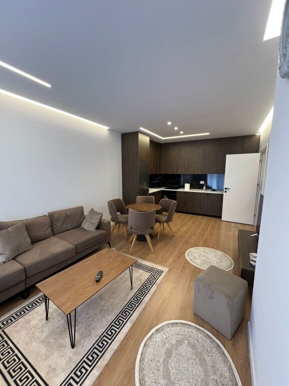 APARTAMENT ME QERA 2+1
