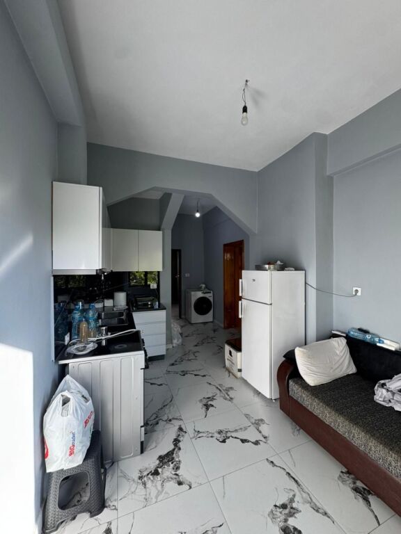 shes super apartament buze rruge 1+1+ballkon