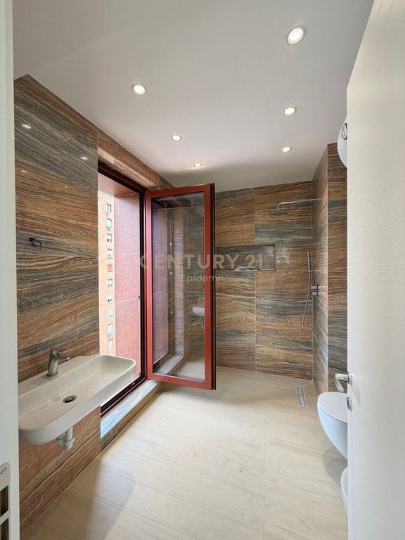 APPARTAMENTO 1+1 IN AFFITTO IN VIA KAVAJËS 1300€/mese