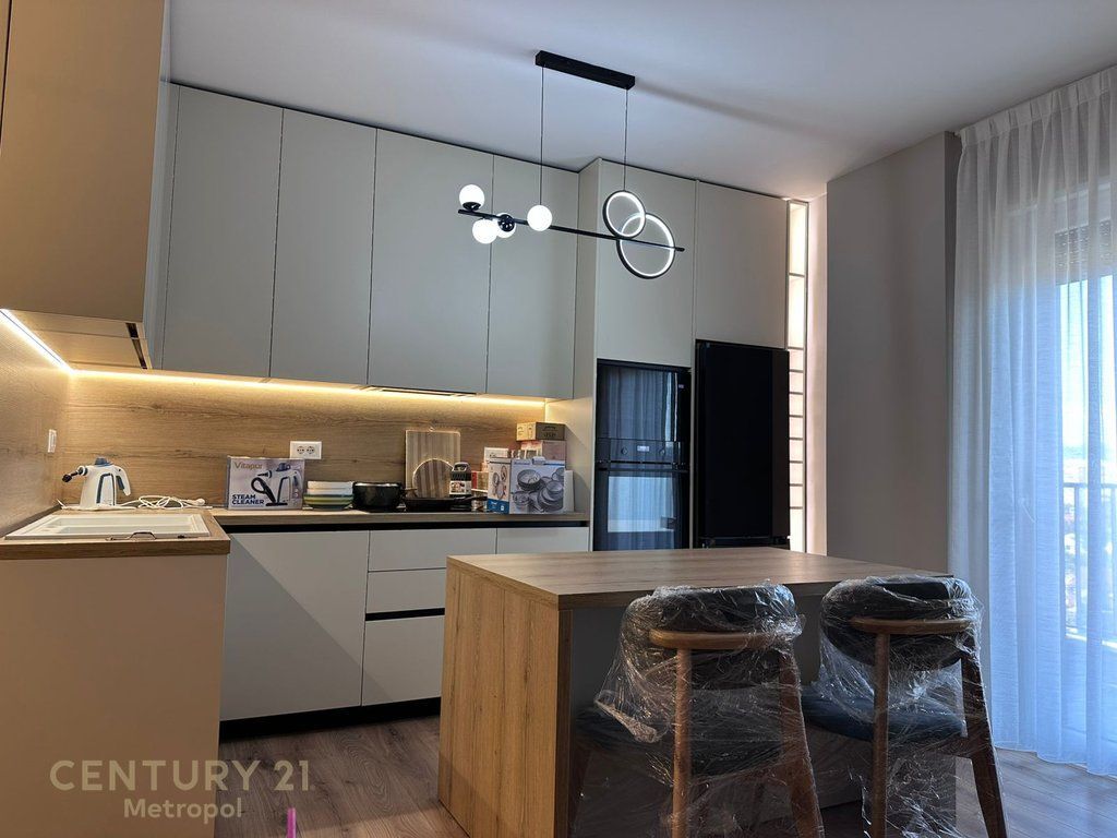 Appartamento di lusso in affitto 2+1+2 al Trio Tower – appena arredato, DON BOSKO.