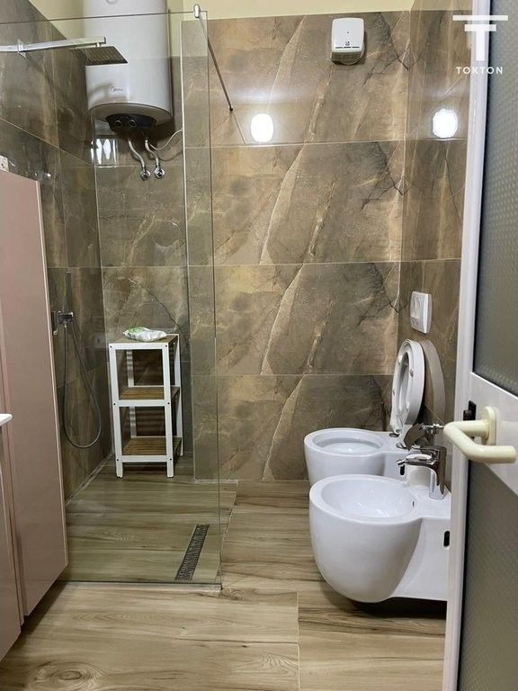 SHITET APARTAMENT 2+1+2, RRUGA: "ISUF ELEZI" TIRANË