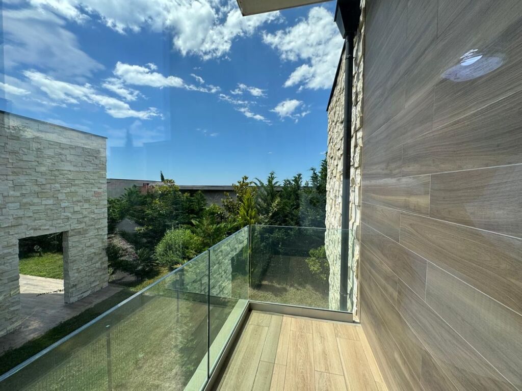 Shitet Vile Ne palase , Dhermi (Villa Fir Sale, Palase, Drymades)