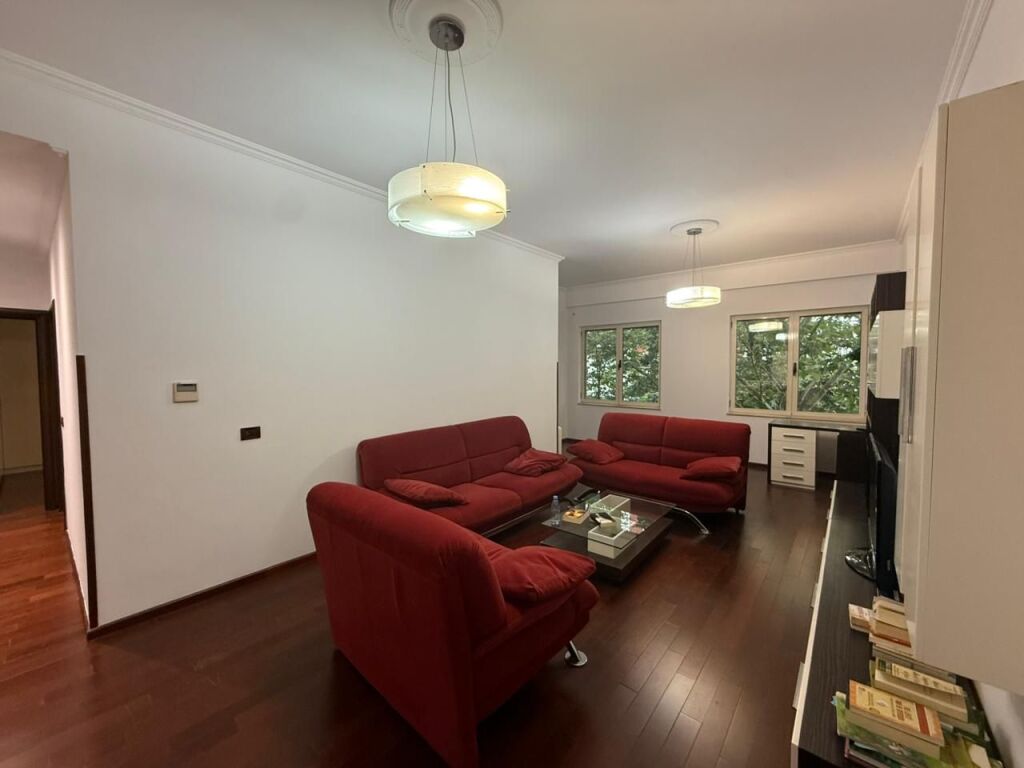 Shitet Apartament 2+1+2, Rr. E Kosovarëve, Tirane
