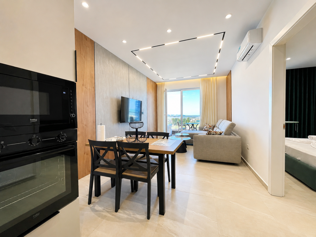 Shitet Apartament 1+1 i Mobiluar me Ballkon në Qerret, Kavajë