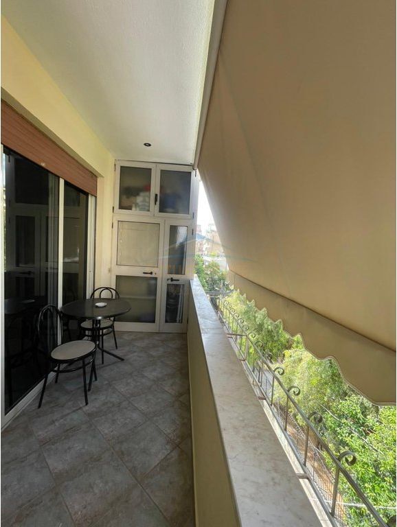 Qera, Apartament 2+1, Myslym Shyri, Tiranë