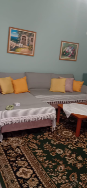 Apartament me qera 2+1 Shkozë