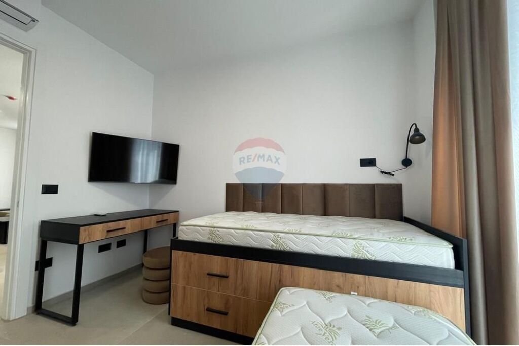 Apartament 2+1+2+Parkim me qera  Liqeni Thate