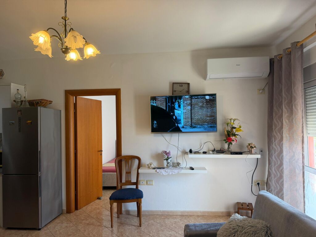 Appartamento con vista mare in affitto a lungo termine nel centro di Vlora