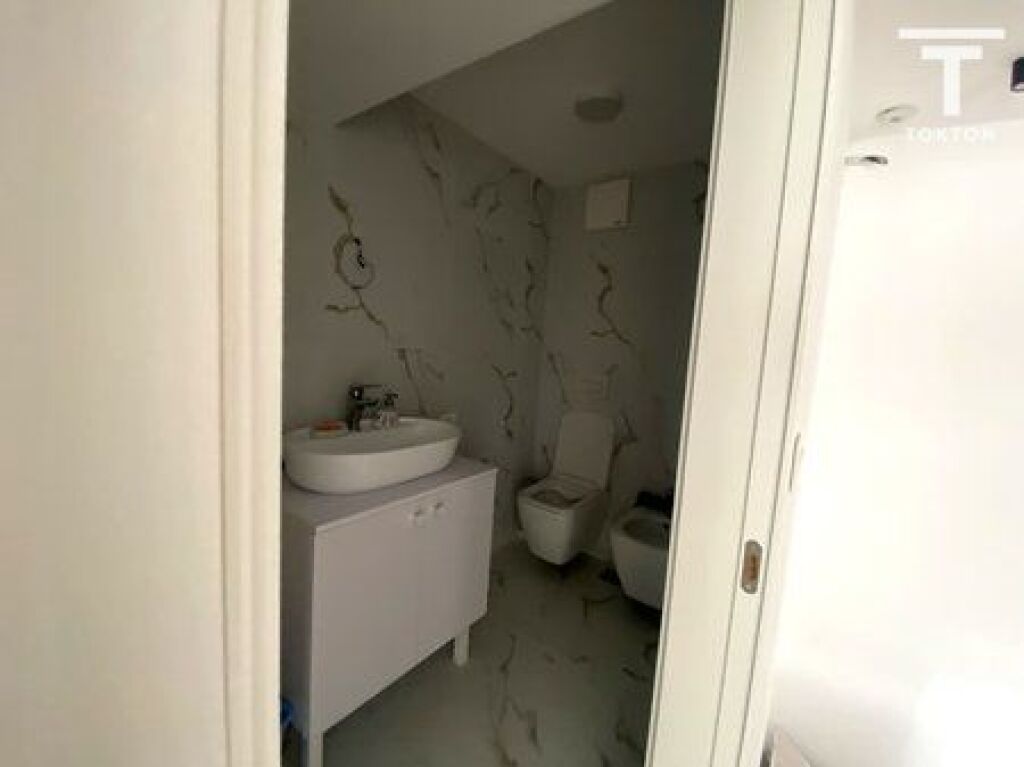 QIRA, AMBIENT BIZNESI, GOLDEN PARK RESIDENCE, TIRANË