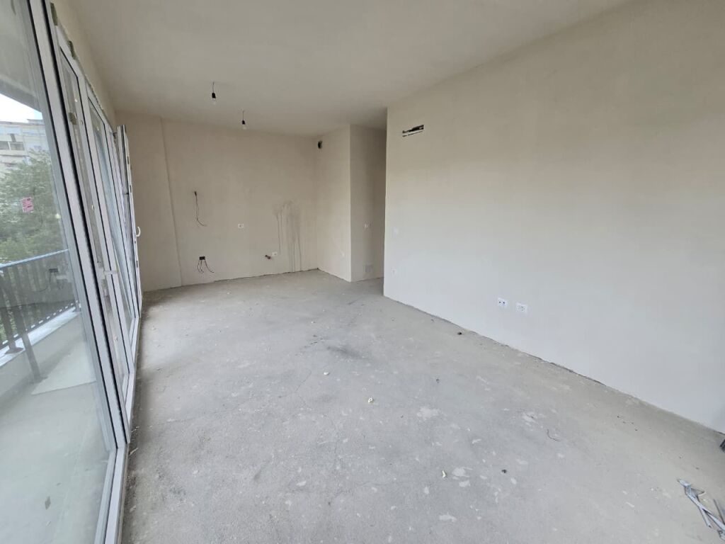 Appartamento 2+1 in Vendita Vicino al Campo in Ali Dem