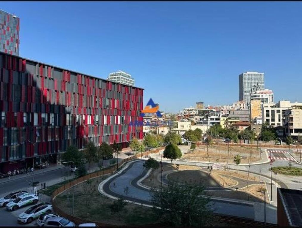 AFFITTASI LOCALE 150M2 "VERTICAL FOREST, AIR ALBANIA" 5000 EURO
