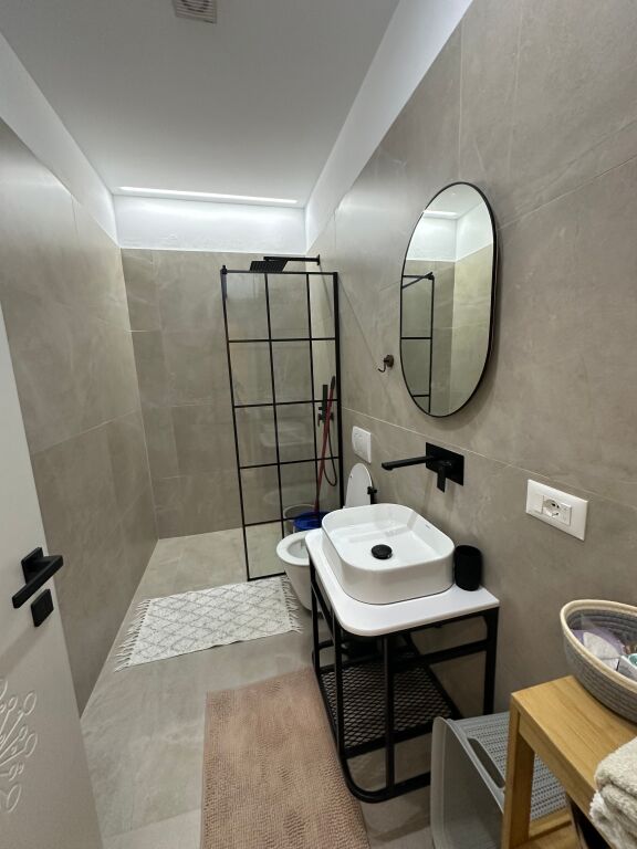 Apartment 1+1 plus parking space at Vasil Shanto