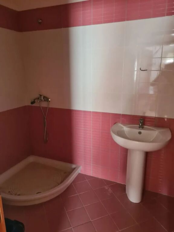 APPARTAMENTO 2+1+2+2 IN VENDITA A LUNGOMARE, VLORE