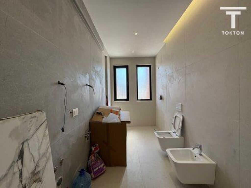 SHITET, APARTAMENT 2+1+2+VERANDË, KOMPLEKSI URBAN GATE, ASTIR, TIRANË