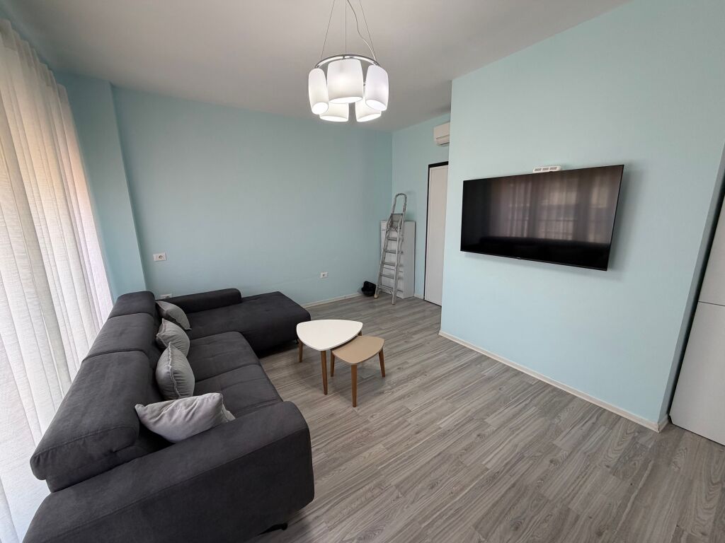 🏡 Apartment 2+1 + 2 bathrooms for rent📍 Dibra Street, near Vila Goldi ✨   🏢 8th floor, new building with elevator 🛋️ Furnished with modern conditions  💰 Price: 65,000 lek/month